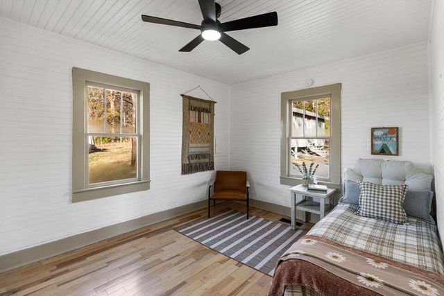 1210 Old Englewood Road, Athens, TN 37303