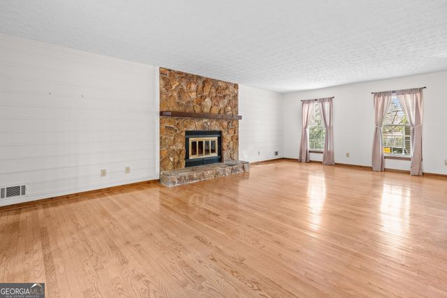 120 Benjamin Circle, Fayetteville, GA 30214