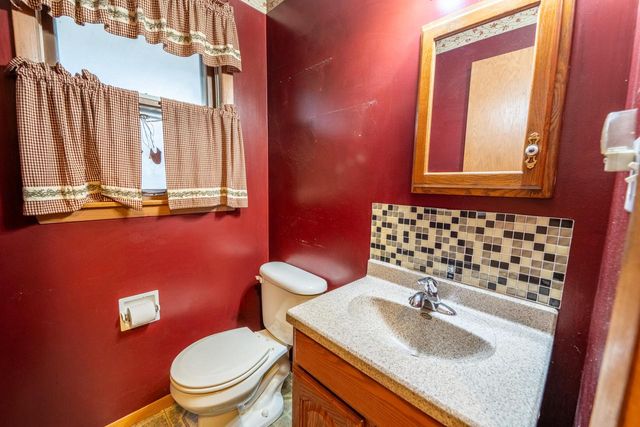 956 Bridgewood DRIVE, Neenah, WI 54956