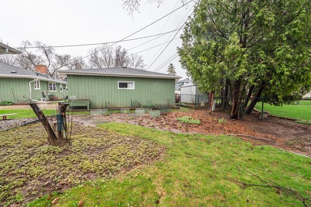 956 Bridgewood DRIVE, Neenah, WI 54956
