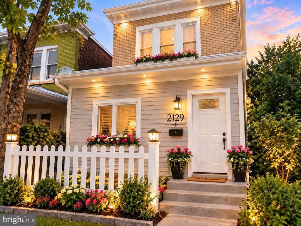 2129 S FRAZIER ST SW, Philadelphia, PA 19142 — exterior