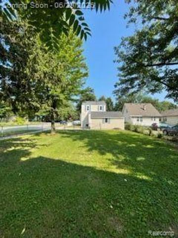 233 W 12 MILE Road, Royal Oak, MI 48073