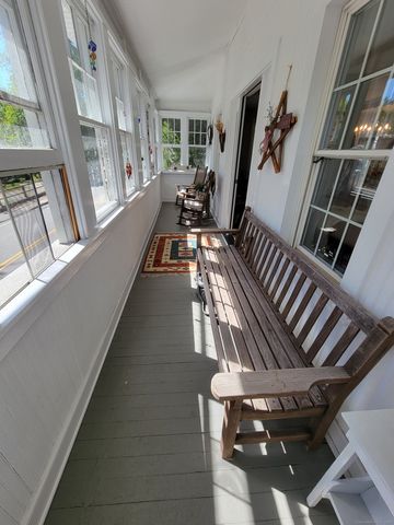 6 W Main Street, Chester, CT 06412