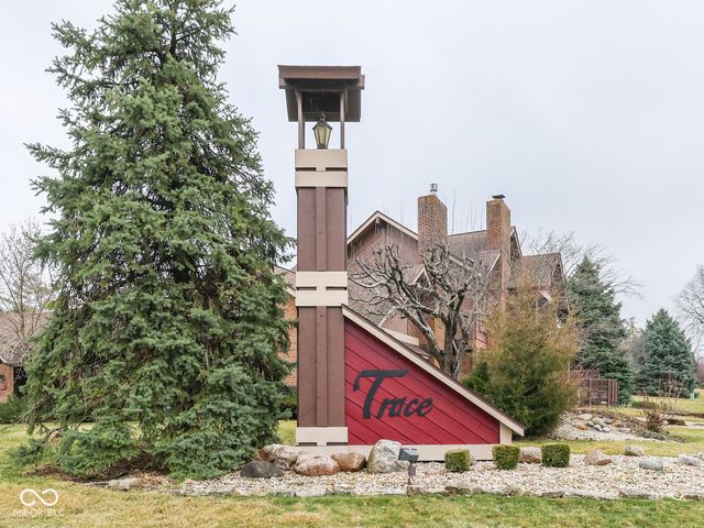 209 Brighton Court, Greenwood, IN 46143