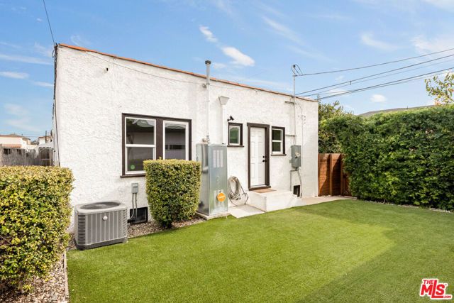 6531 Arlington Avenue, Los Angeles, CA 90043