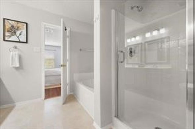 812 Ericville Drive, Arlington, TX 76001