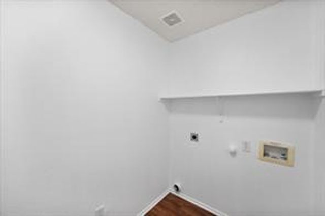 812 Ericville Drive, Arlington, TX 76001