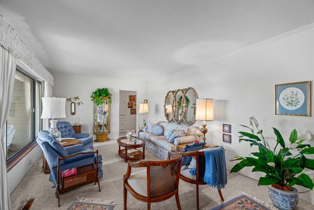 525 W Tokay St, Lodi, CA 95240