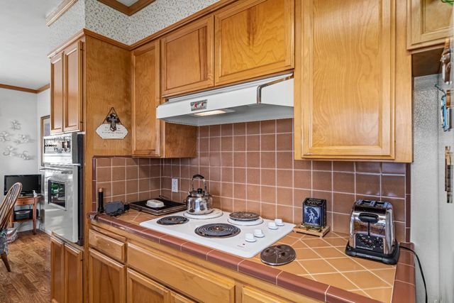 525 W Tokay St, Lodi, CA 95240