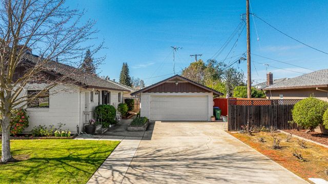 525 W Tokay St, Lodi, CA 95240