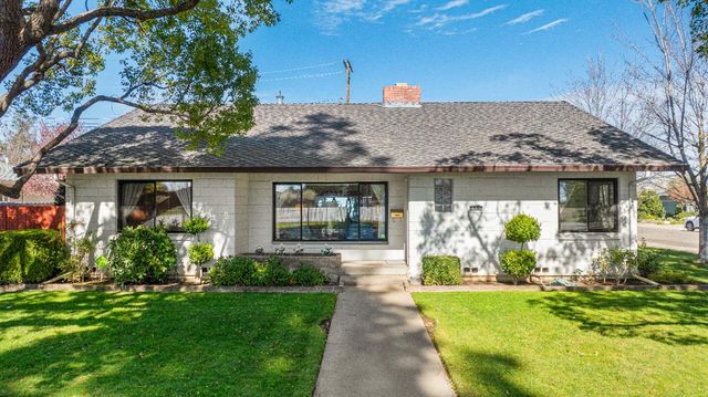 525 W Tokay St, Lodi, CA 95240