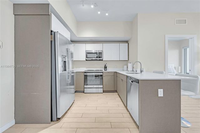 321 NE 26th St 803, Miami, FL 33137