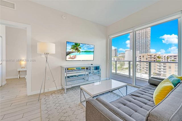 321 NE 26th St 803, Miami, FL 33137