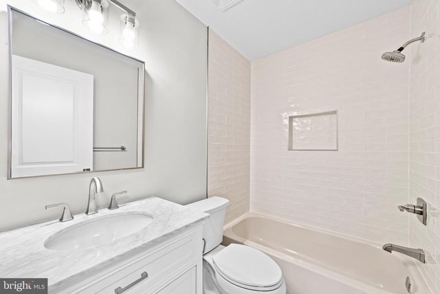 408 PADDOCK CT, Sewell, NJ 08080