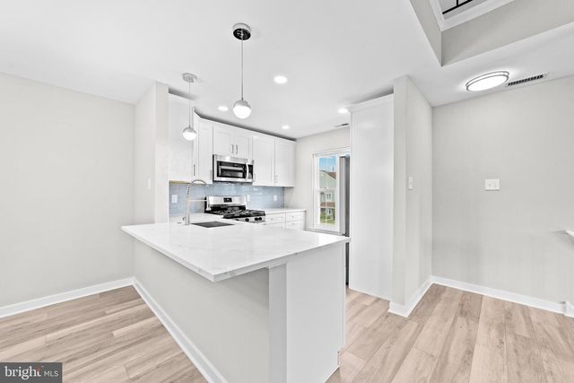 408 PADDOCK CT, Sewell, NJ 08080