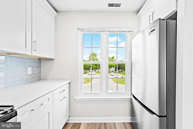 408 PADDOCK CT, Sewell, NJ 08080