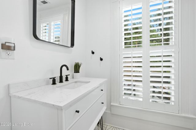 143 State St, Louisville, KY 40206