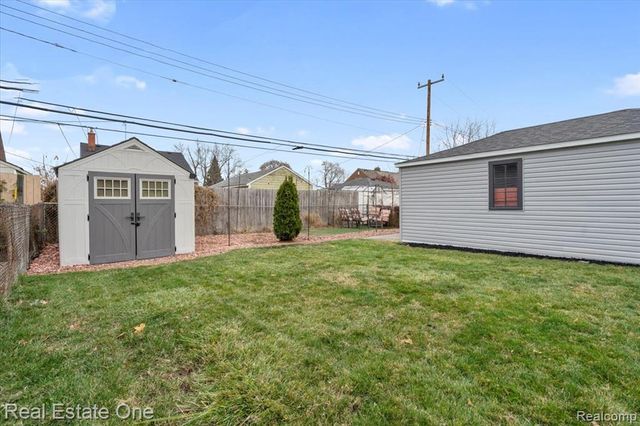 14826 Dasher Avenue, Allen Park, MI 48101