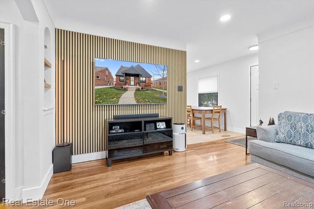 14826 Dasher Avenue, Allen Park, MI 48101