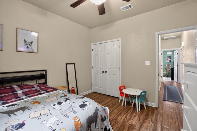 1301 Hyde Park Boulevard, Cleburne, TX 76033