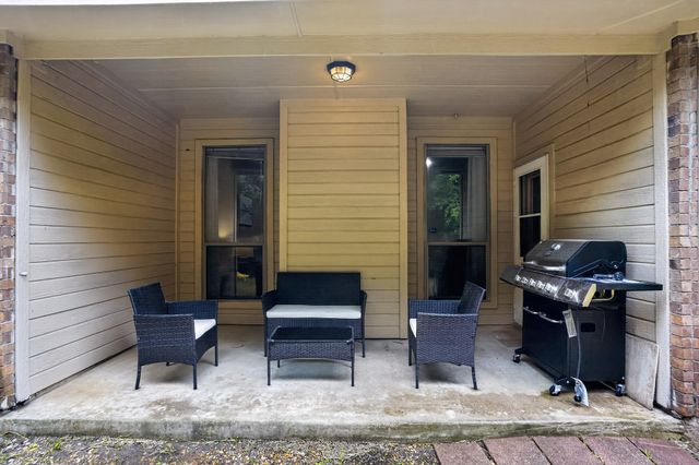 1301 Hyde Park Boulevard, Cleburne, TX 76033