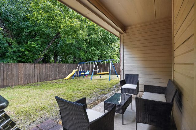 1301 Hyde Park Boulevard, Cleburne, TX 76033
