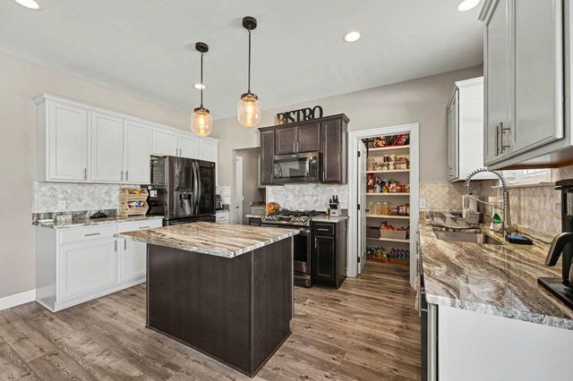 47571 Viola Lane, Chesterfield Twp, MI 48047