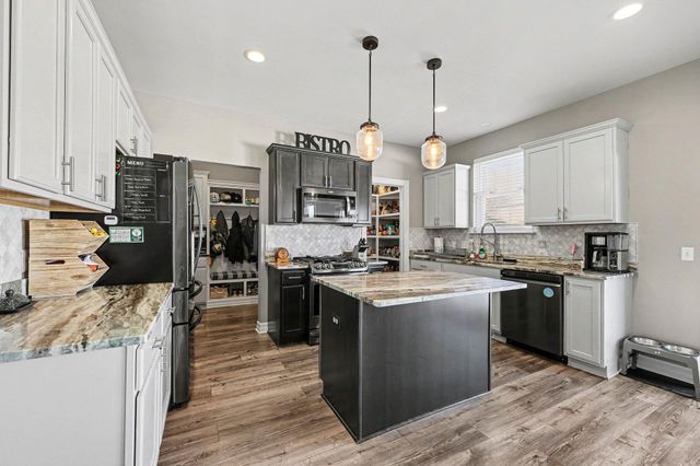 47571 Viola Lane, Chesterfield Twp, MI 48047