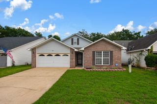 925 Claeven Circle, Fort Walton Beach, FL 32547