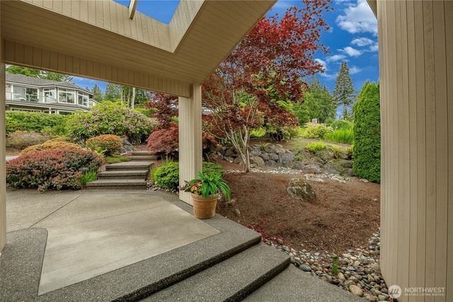 9157 Great Blue Heron Lane, Blaine, WA 98230