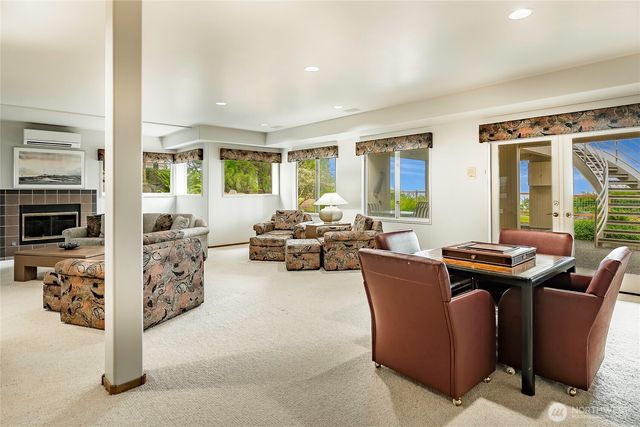 9157 Great Blue Heron Lane, Blaine, WA 98230