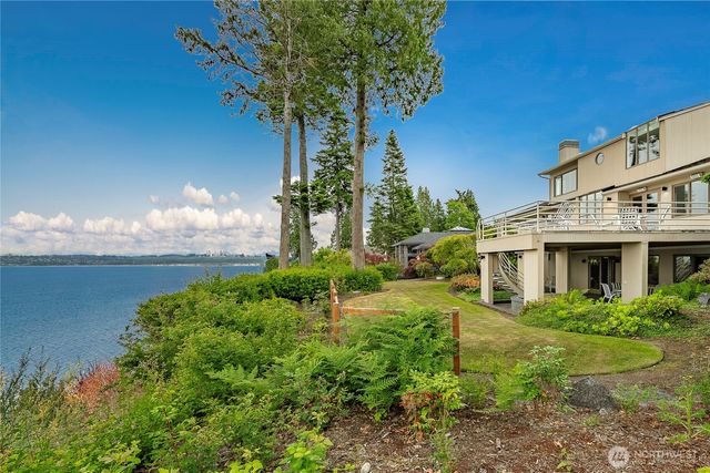 9157 Great Blue Heron Lane, Blaine, WA 98230