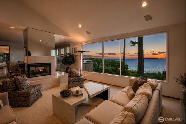 9157 Great Blue Heron Lane, Blaine, WA 98230