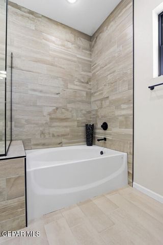 980 Willow River Drive, El Paso, TX 79932