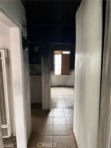 105 W Cypress, Compton, CA 90220