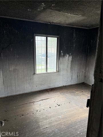 105 W Cypress, Compton, CA 90220