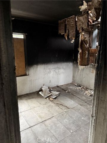 105 W Cypress, Compton, CA 90220