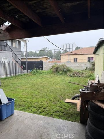 105 W Cypress, Compton, CA 90220