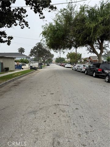105 W Cypress, Compton, CA 90220