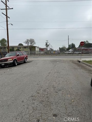 105 W Cypress, Compton, CA 90220
