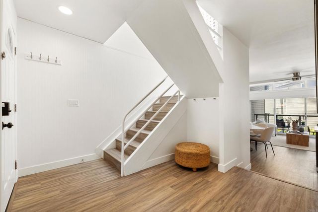940 Sealane Drive 7, Encinitas, CA 92024