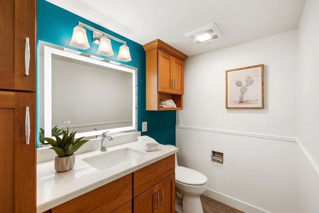 940 Sealane Drive 7, Encinitas, CA 92024