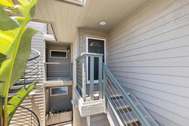 940 Sealane Drive 7, Encinitas, CA 92024