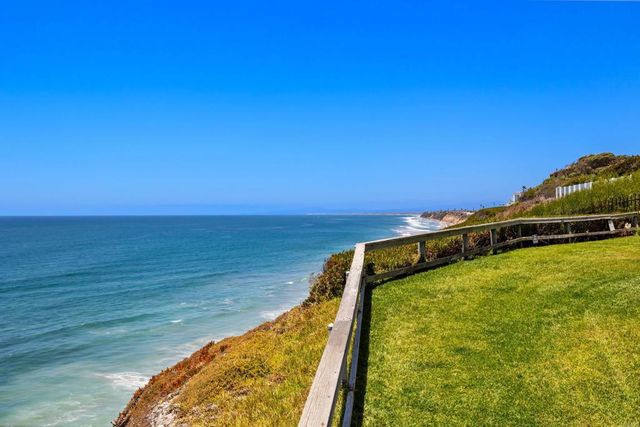940 Sealane Drive 7, Encinitas, CA 92024