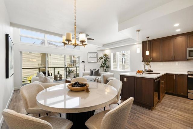 940 Sealane Drive 7, Encinitas, CA 92024