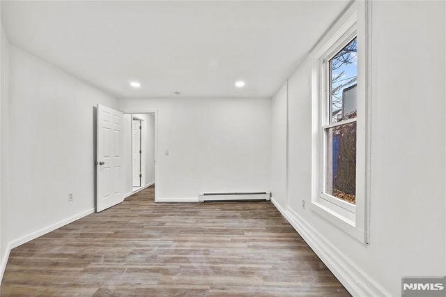 160 17th Avenue, Paterson, NJ 07504