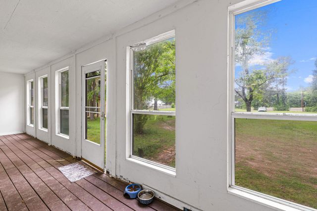 7086 N State Highway 155, Gilmer, TX 75644