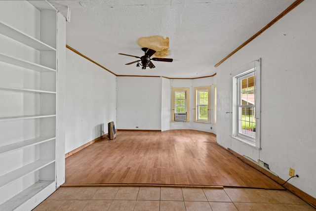 7086 N State Highway 155, Gilmer, TX 75644