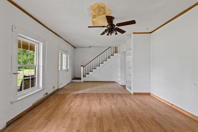 7086 N State Highway 155, Gilmer, TX 75644