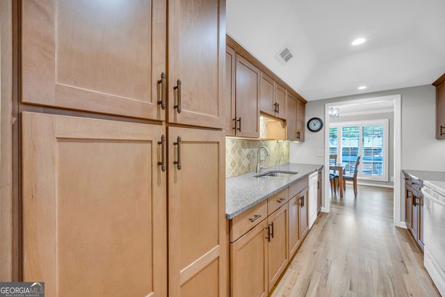 3252 Clairmont North NE, Brookhaven, GA 30329